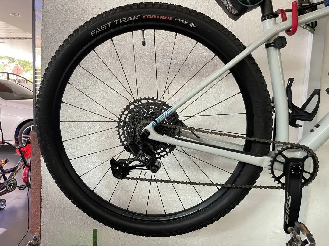 Specialized mountain bike 2021