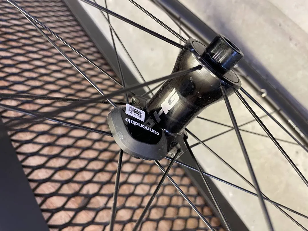 Hollowgram 35mm Carbon wheelset disc
