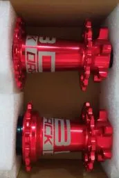 DRAGONNBACK HUBSET - BLACK / RAINBOW / RED / SILVER COME IN EITHER MICRO SPLINE / STANDARD 11SP HG