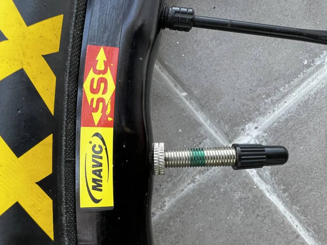 SOLD Mavic Crossmax 27.5 Carbon Hub