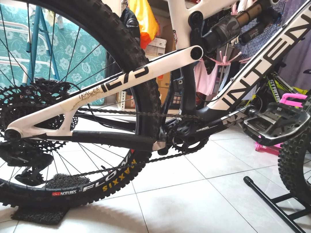 Intense Tracer T275 (Limited white edition)