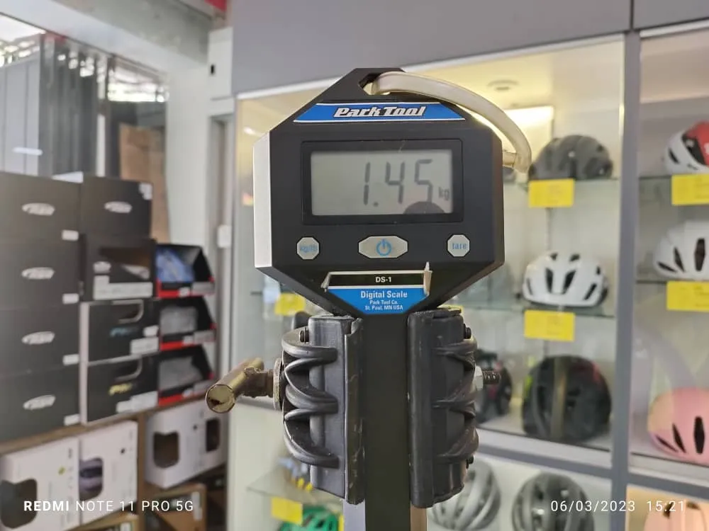 Tuff P3 .4 carbon wheelset. Ratchet system