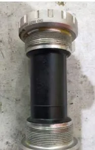 SHIMANO BB70 DEORE XT BOTTOM BRACKET - USED 1 RIDE ONLY - SELL DUE TO UPGRADING