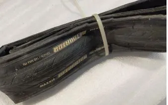 MAXXIS DETONATOR 700X23C USED 78KM ONLY