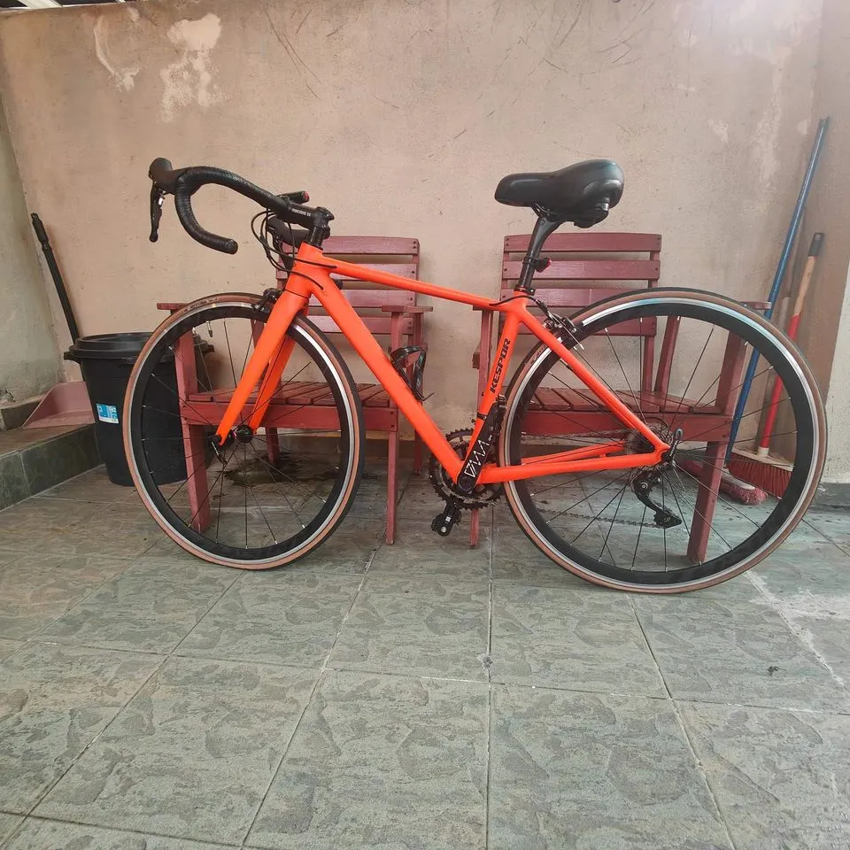 Kespor 11 speed road bike KOM setup 50/34 105 groupset used