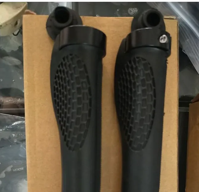 LOCK ON CONTOUR GRIP COMFORT RUBBER SHAPE - LAST UNIT CLEARANCE