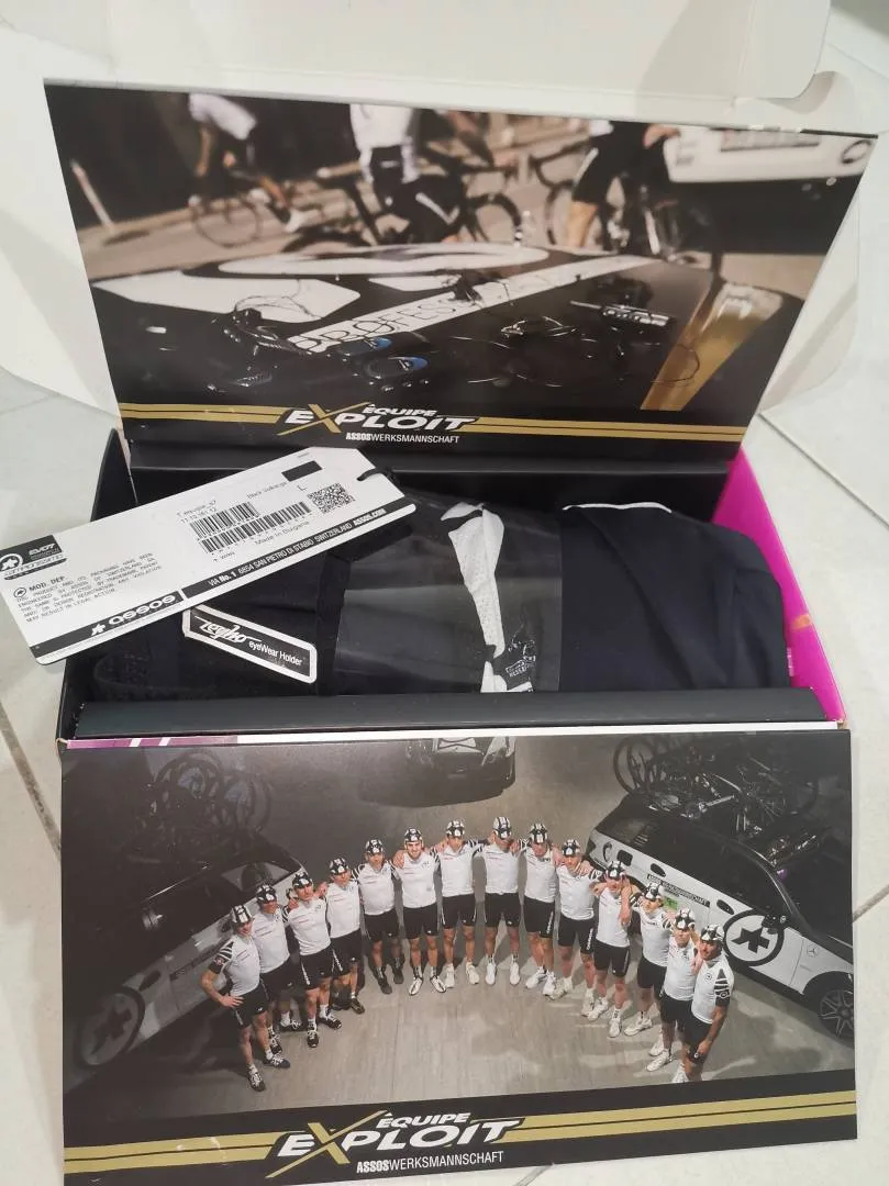 SOLD - Assos T. Equipe S7 Bib