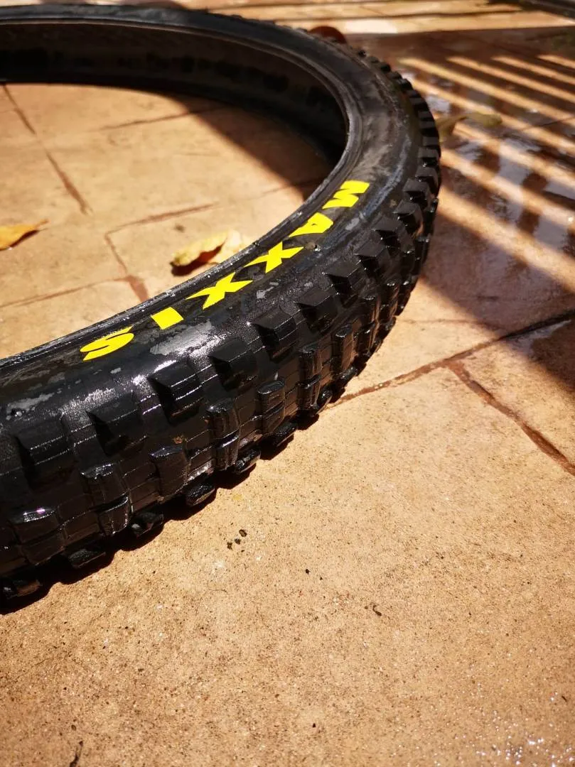 Maxxis Minion DHR II 29er(COD PNG/KL/KIARA)