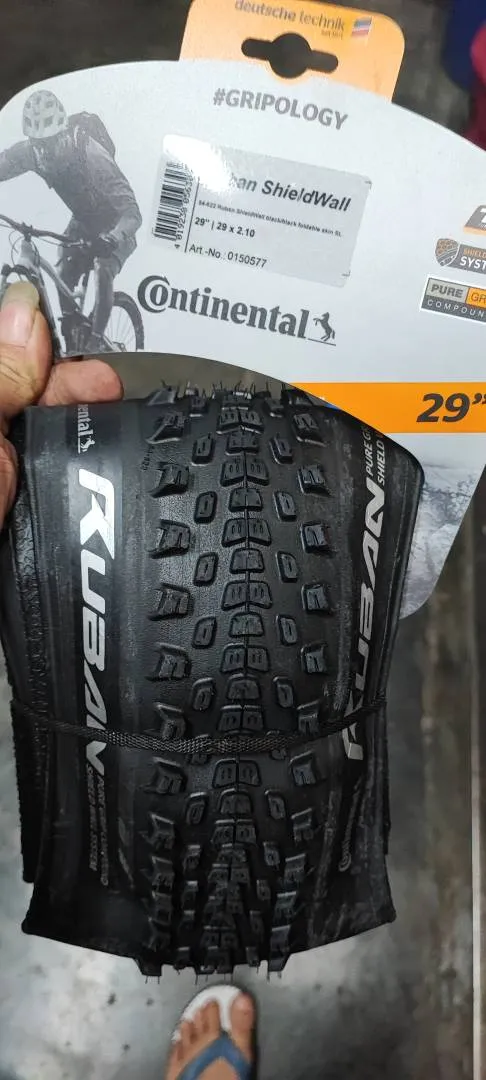 continental ruban tyre tuberless