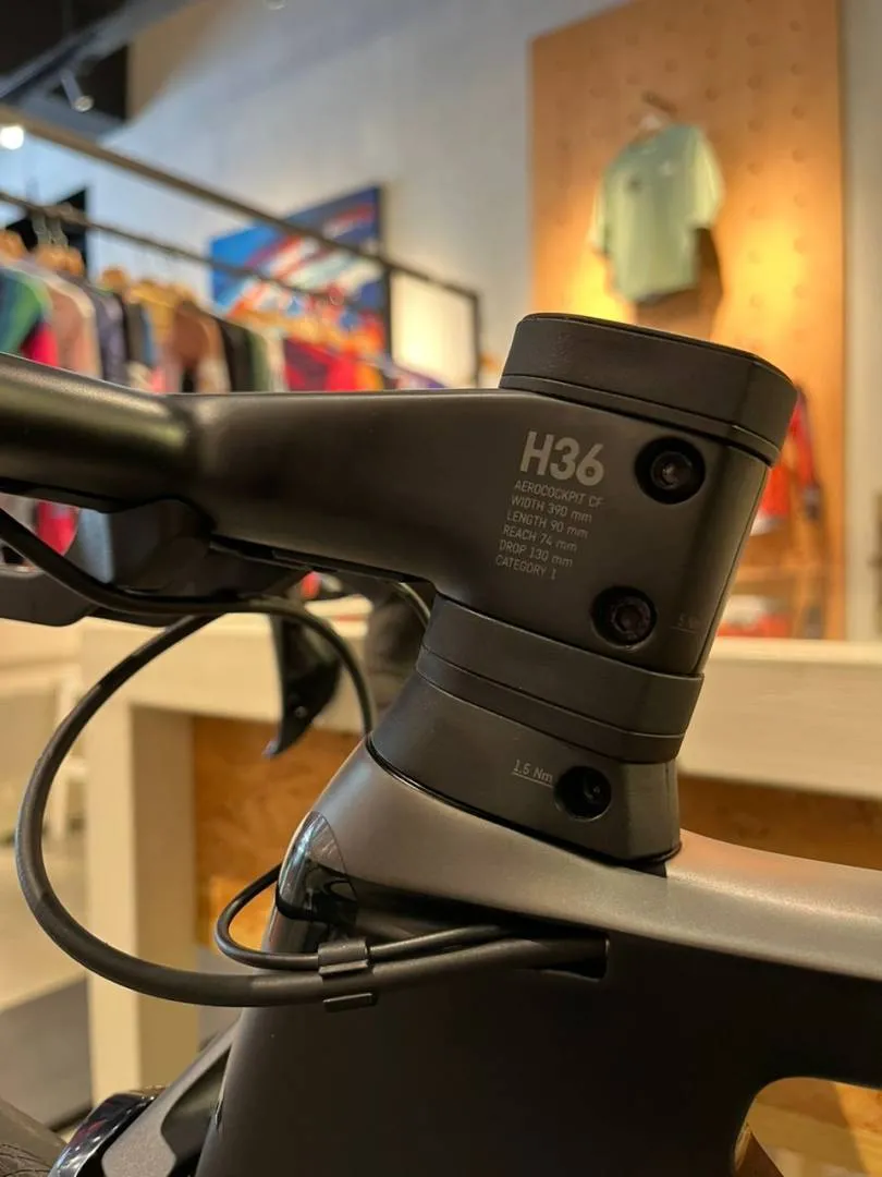 Canyon Aeroad CF SL (XS)