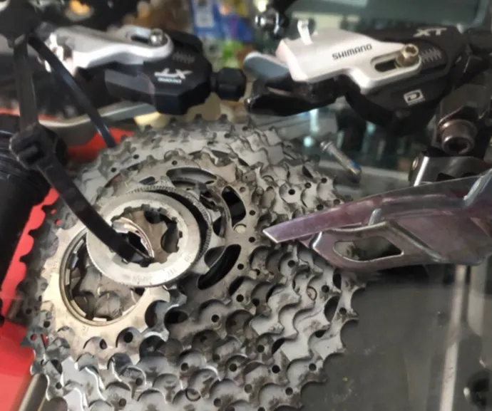 SHIMANO DEORE XT 3X10 COMBO MIX USED LESS THAN 200KM- FD, RD, CHAIN, CASSETTE,SHIFTER,CRANKSET