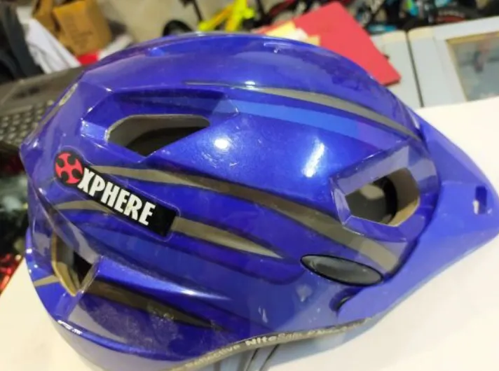 PROWELL USED HELMET - JUST USED FOR 2 RIDES - CLEARANCE CHEAP - COMFORT AND COOLING