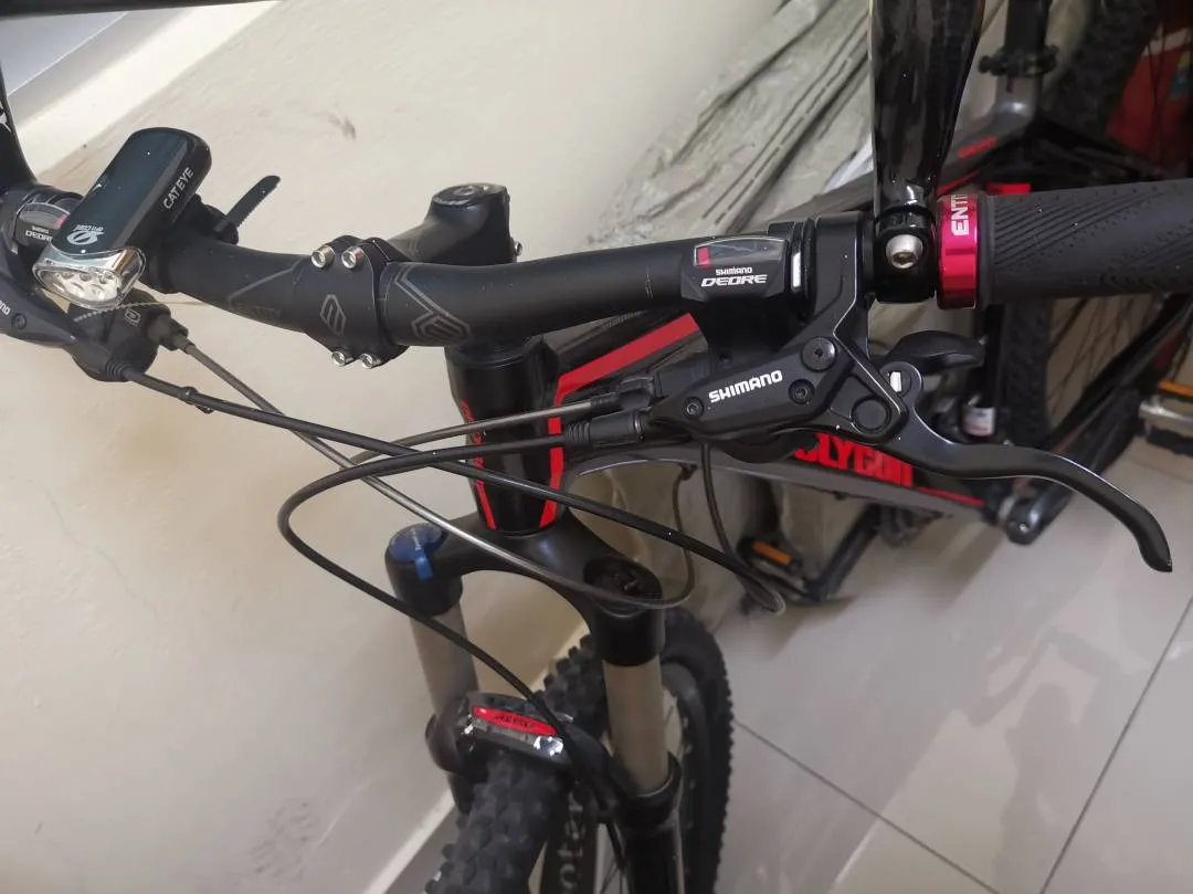 POLYGON COZMIC CX2.0