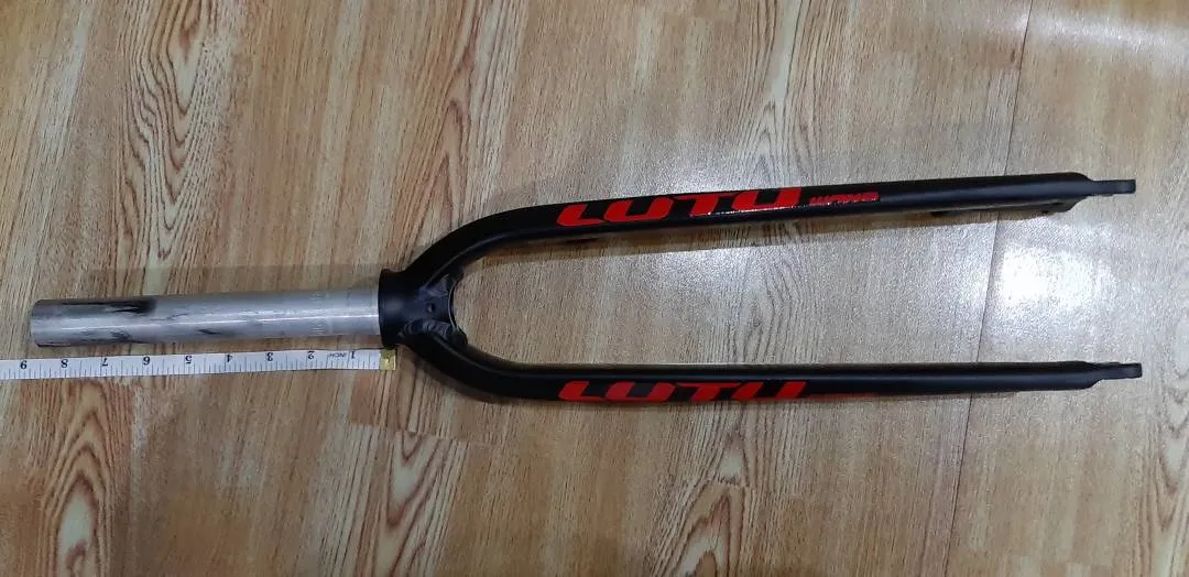 MTB rigid fork