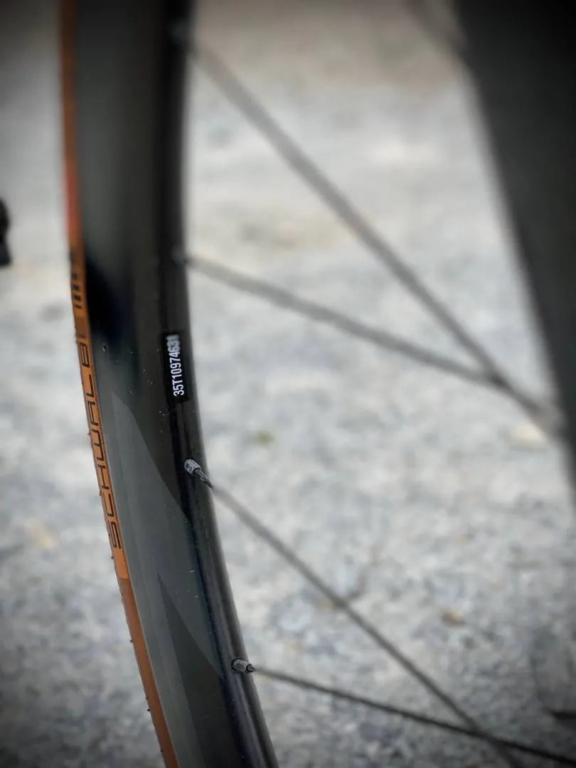 ZIPP 303s disc brake carbon wheelset