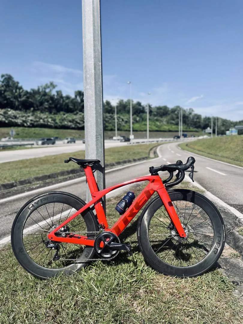TREK MADONE SL6 2022