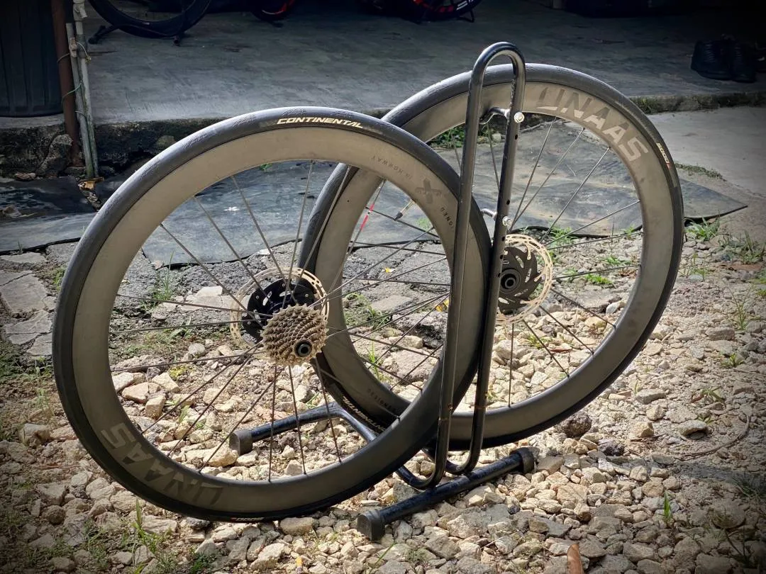 UNAAS X50 carbon disc brake superlightweight wheelset