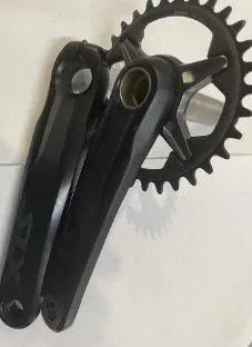 SHIMANO SLX M7100 CRANKSET 170 32T CRANKSET LAST UNIT CLEARANCE