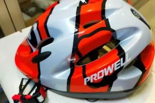 PROWELL KIDS HELMET - HIGH QUALITY HELMETS MOLD ULTRALITE STOCK END CLEARANCE