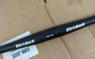 12O'CLOCK COMP 710MM FLAT BAR ULTRALITE 199 GRAMS USED LESS THAN 3 MONTHS