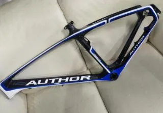AUTHOR UD ULTRALITE CARBON 1.3KG APPROXIMATELY S SIZE 16" 26ER FRAME