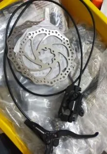 MTB HYDRAULIC BRAKE SET COMES WITH NEW BIKE GOOD QUALITY MINERAL OIL HYDRAULIC BRAKE - TOTALLY NEW L