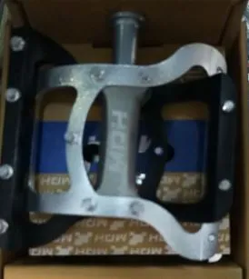 MDH PVC01 BLACK-RED ULTRALIGHT CNC MACHINED PEDAL - SALES