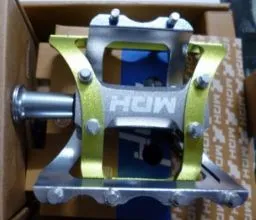 MDH PVB03 ULTRALIGHT STYLISH DESIGNED PEDAL CNC MACHINE (NORMAL RRP RM249) APPLE GREEN SLIVE - SALES