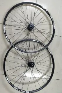INTENSE WHEELSET with SUNRINGLE TUBELESS READY RIMS 27.5ER - BOOST AXLE USED ONE RIDE ONLY