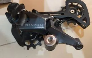 SHIMANO DEORE M5100 RD 11SPEED COMPATIBLE 11-51T (USED MILEAGE LESS THAN 200KM)