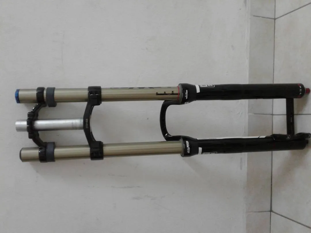 Rock Shox Boxxer 26' RC Downhill
