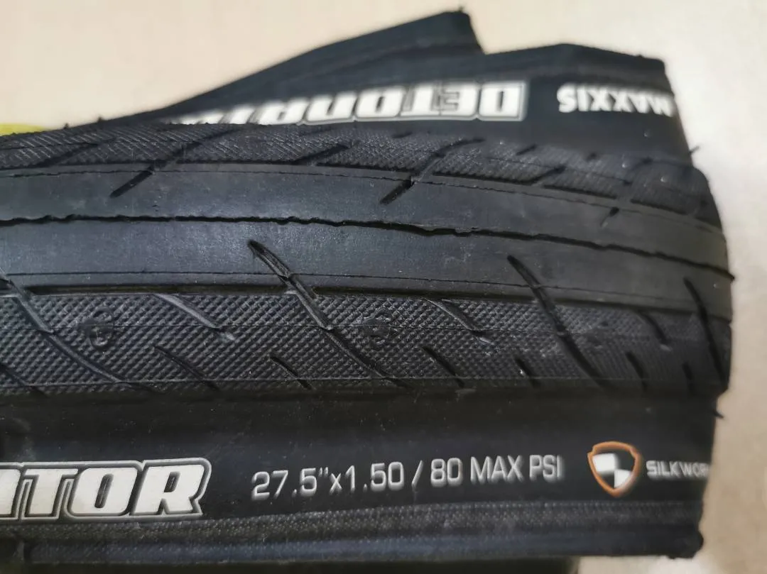 Maxxis DETONATOR tire 27.5x1.50