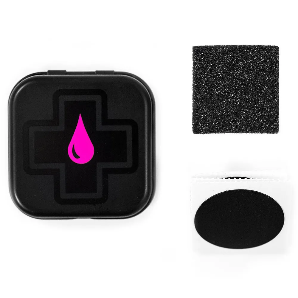 MUC-OFF PUNCTURE PATCHES - BLACK AUTHENTIC