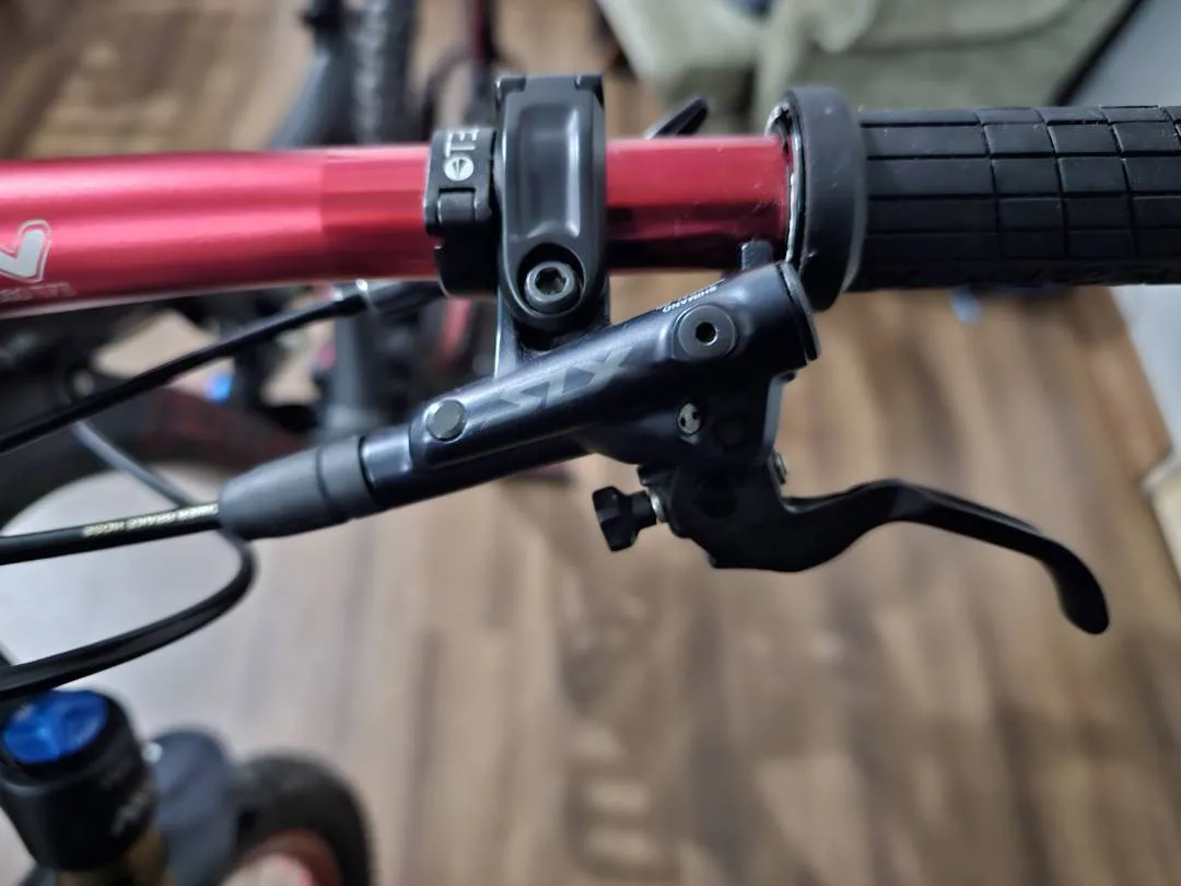 Pivot Mach 6.6 Carbon M