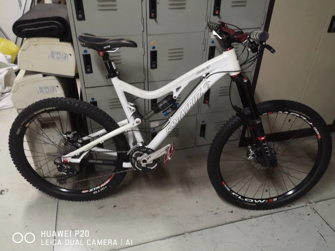 SANTA CRUZ  BLUR LT