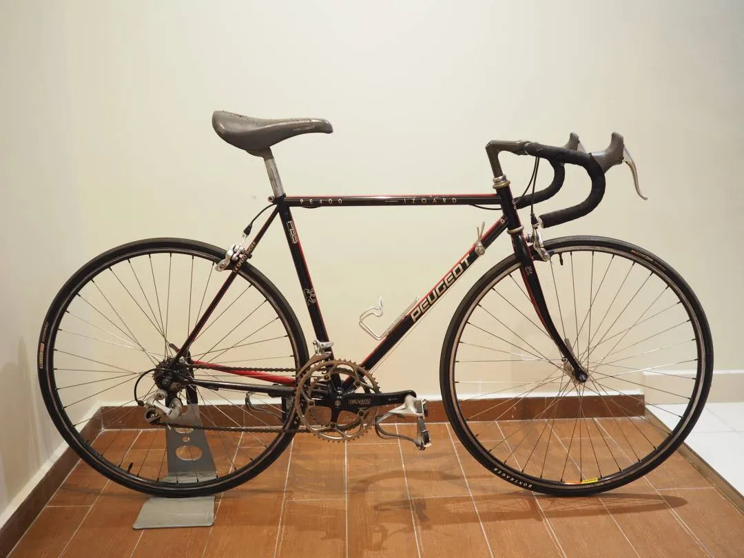 Peugeot Izoard Steel road bike