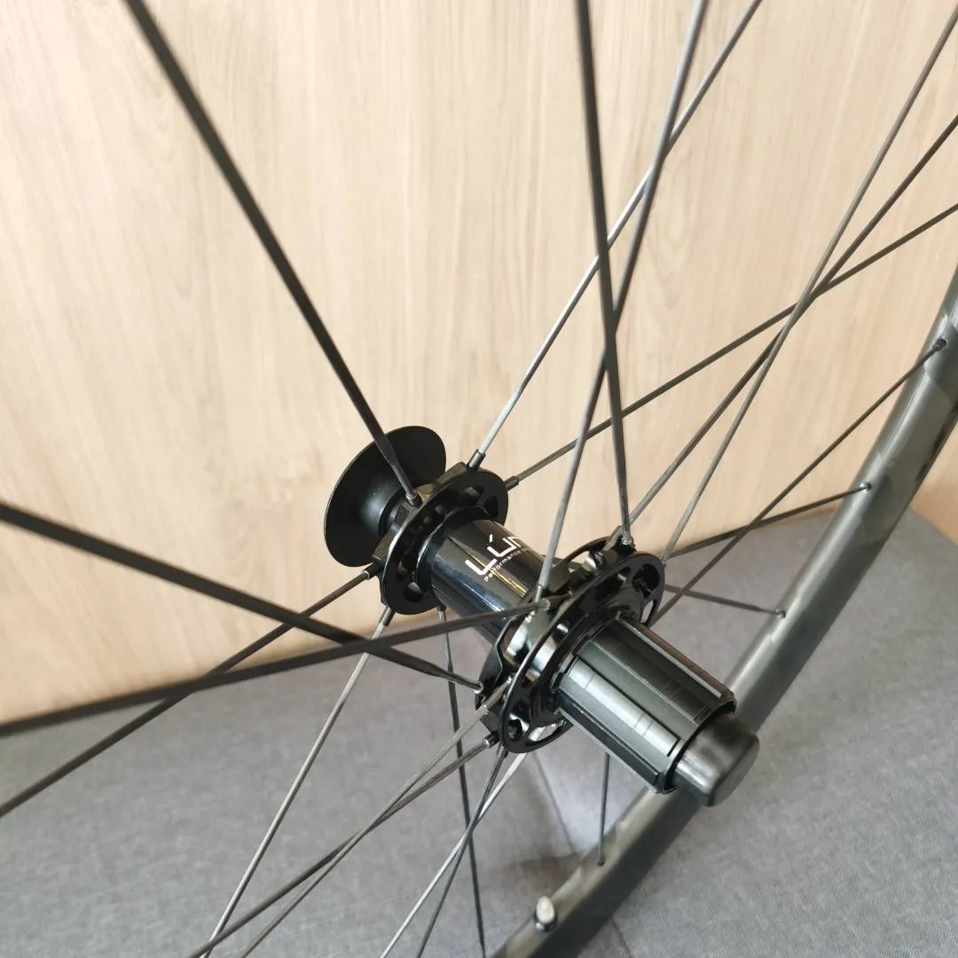 LÃºn HYPER 2020 Wheelset 38mm/50mm/65mm (Disc/Rim Brake)
