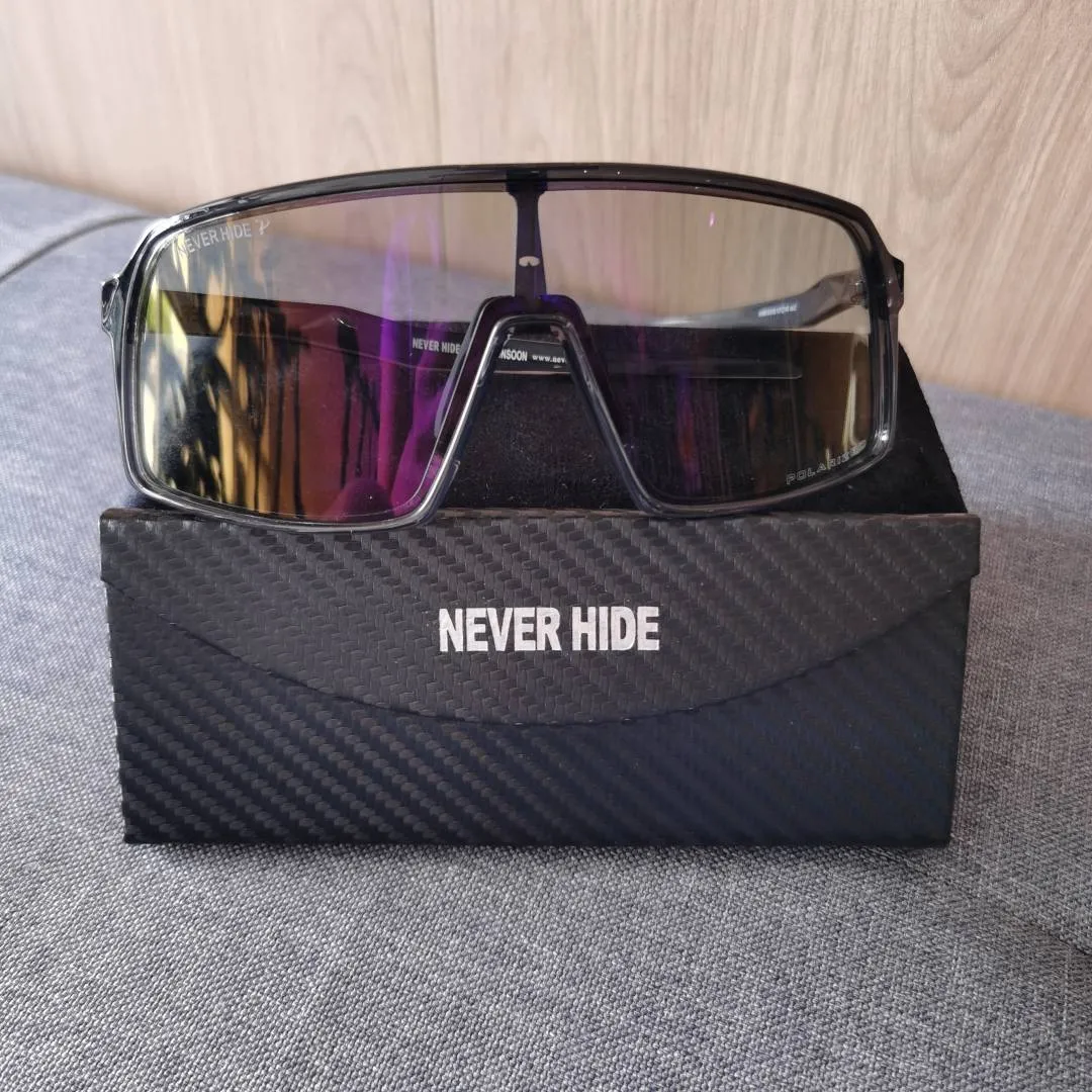 Never Hide Cycling Sunglasses with Photochromic Lens