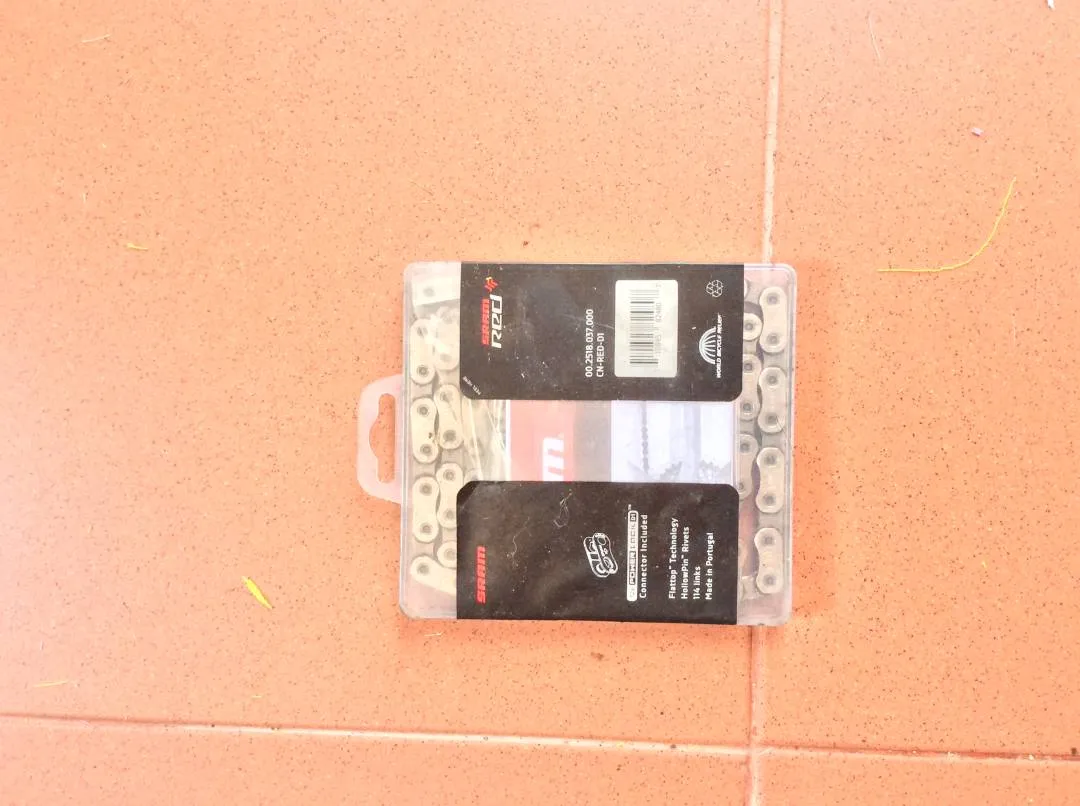 SRAM RED 12 speed chain