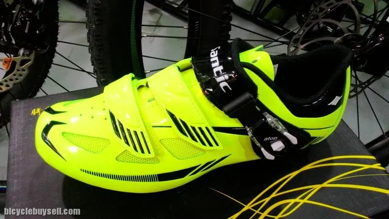 Crazy Offer Santic Road Cycling. Clearance sales rm80