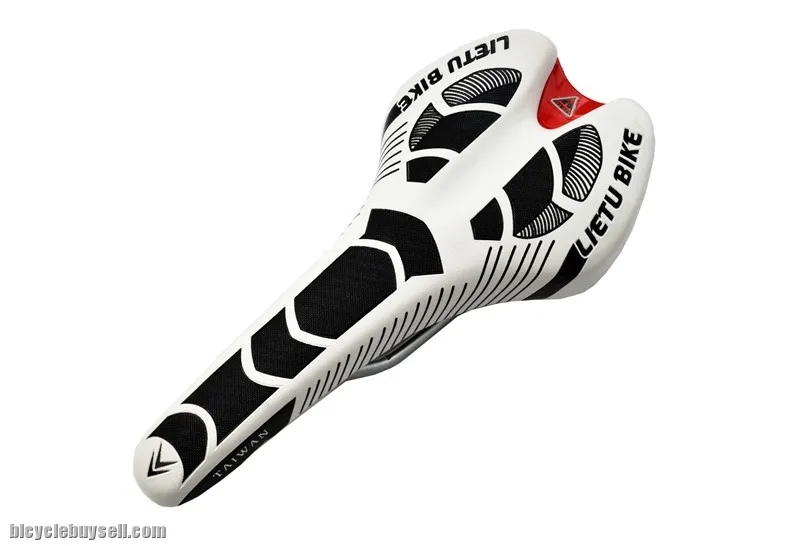 Lietu Nago Evo Saddle