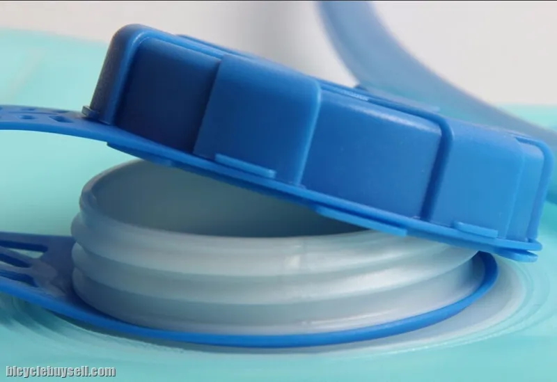 2 Lit Non Toxic BPA Free Water Bladder