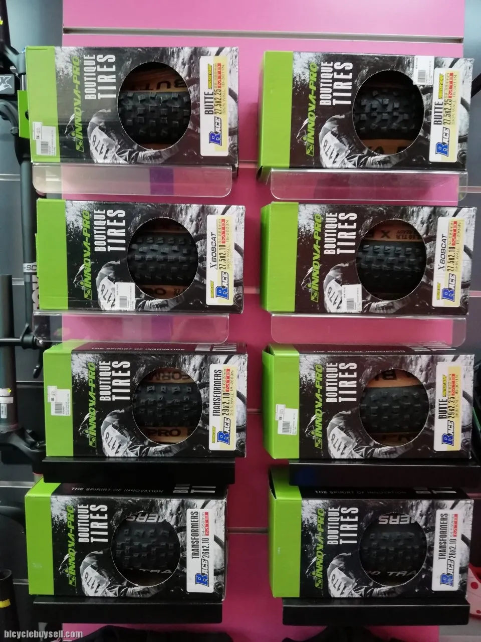 INNOVA PRO  BUTTE RACE SKIN WALL 27.5X 2.25 5(tubeless ready)