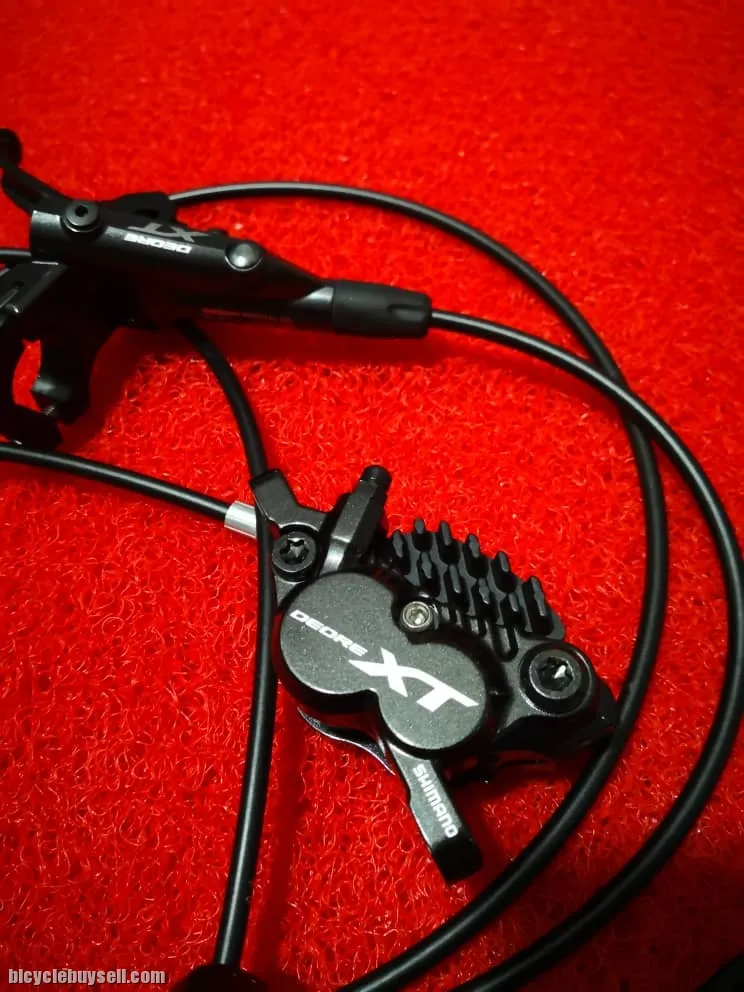 [4 Piston] Shimano BR-M8120 XT  Disc Brakes.
