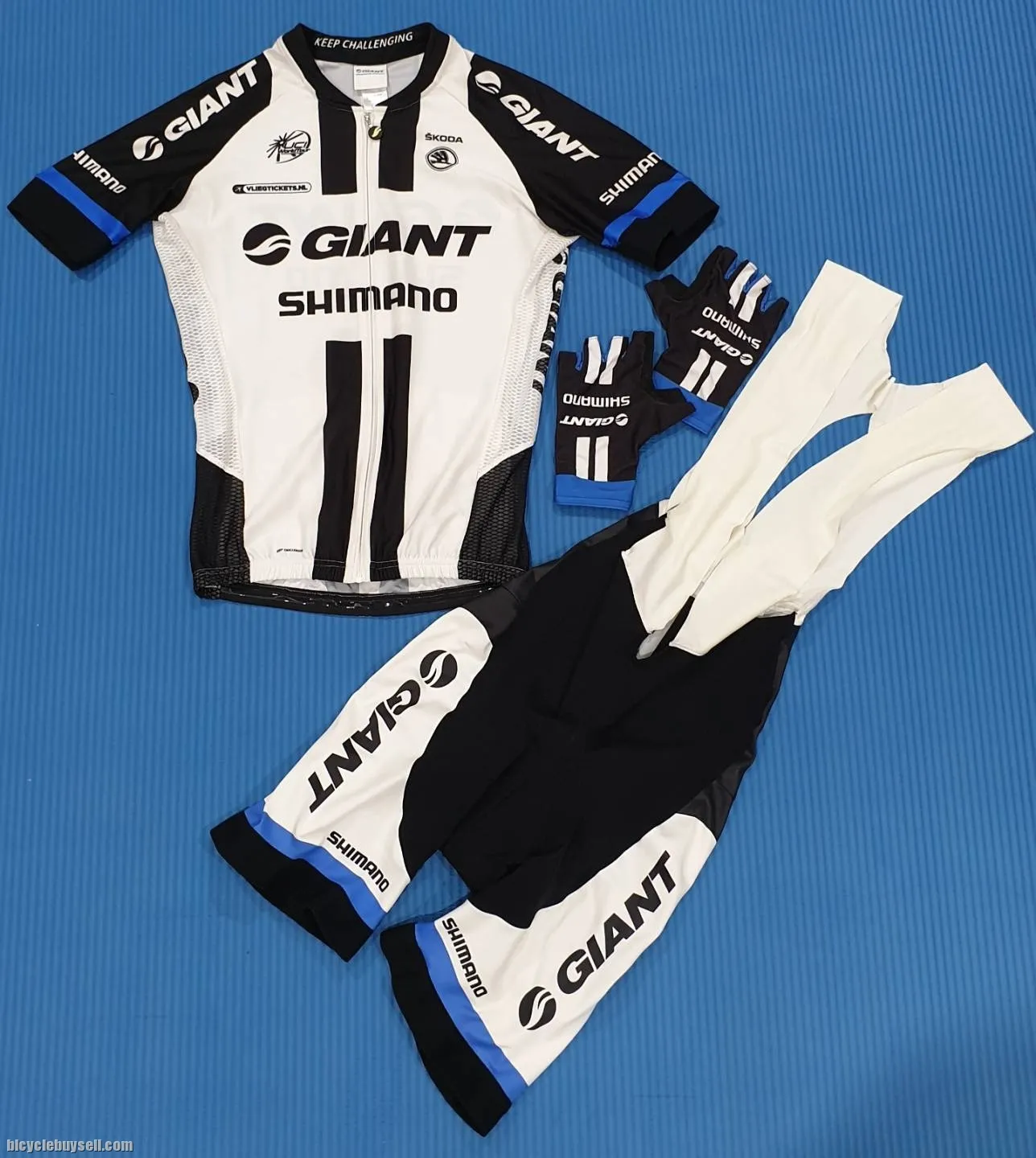 ORIGINAL PRO TEAM GIANT SHIMANO KITS: CLIMBER JERSEY, BIB SHORTS &amp; GLOVE
