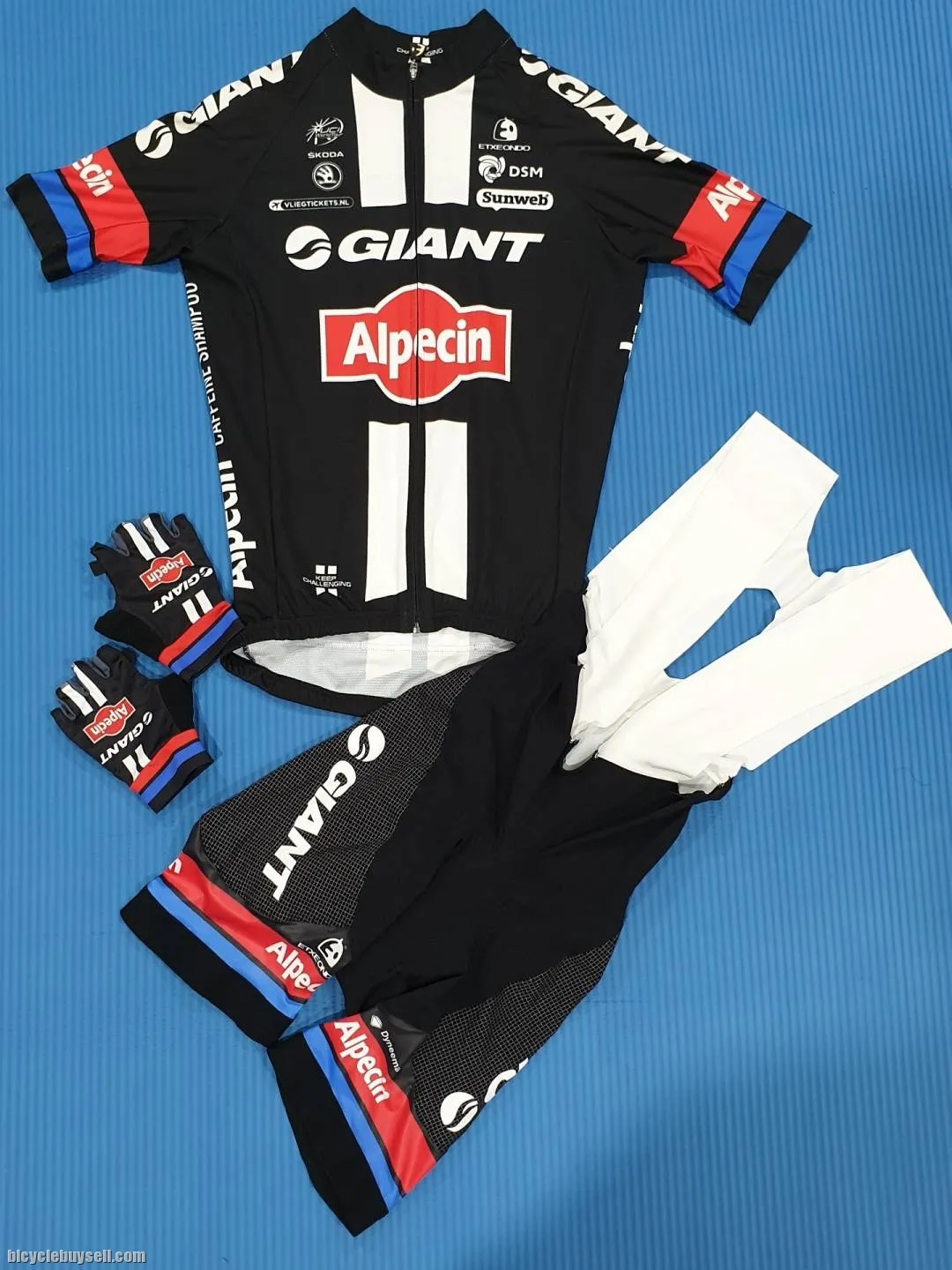 ORIGINAL PRO TEAM GIANT ALPECIN CYCLING KITS JERSEY + DyneemaÂ® BIB SHORTS