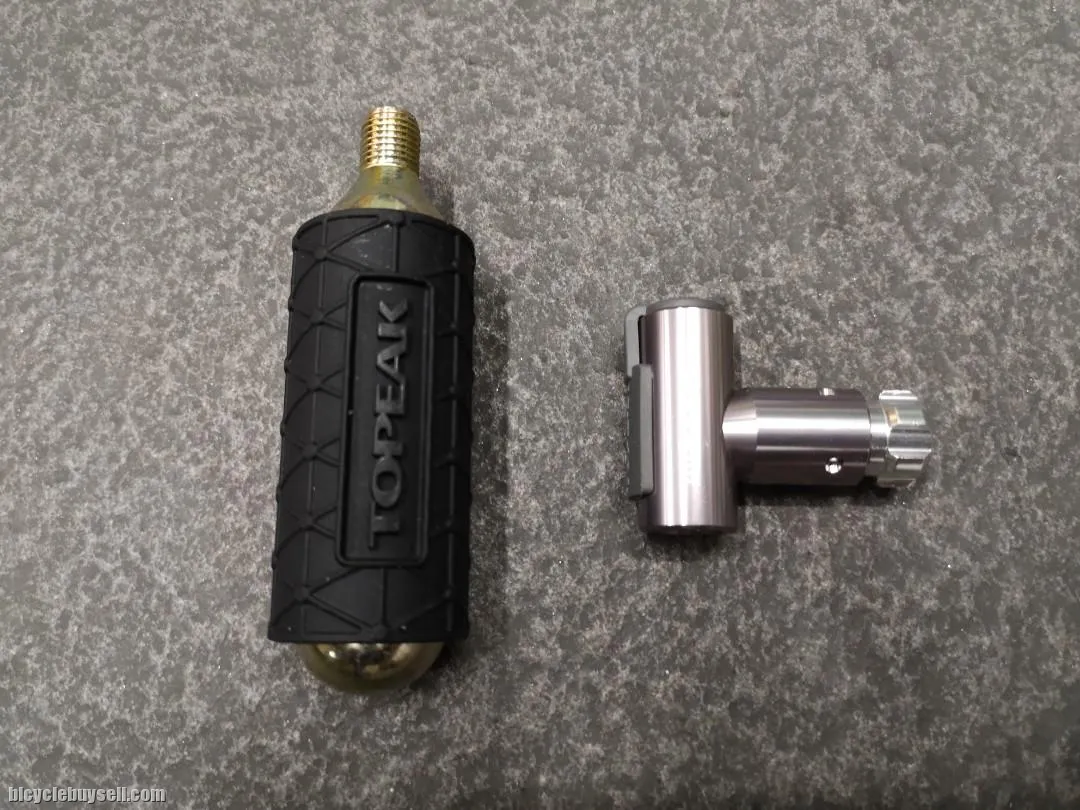 Topeak Airbooster CO-2 inflator