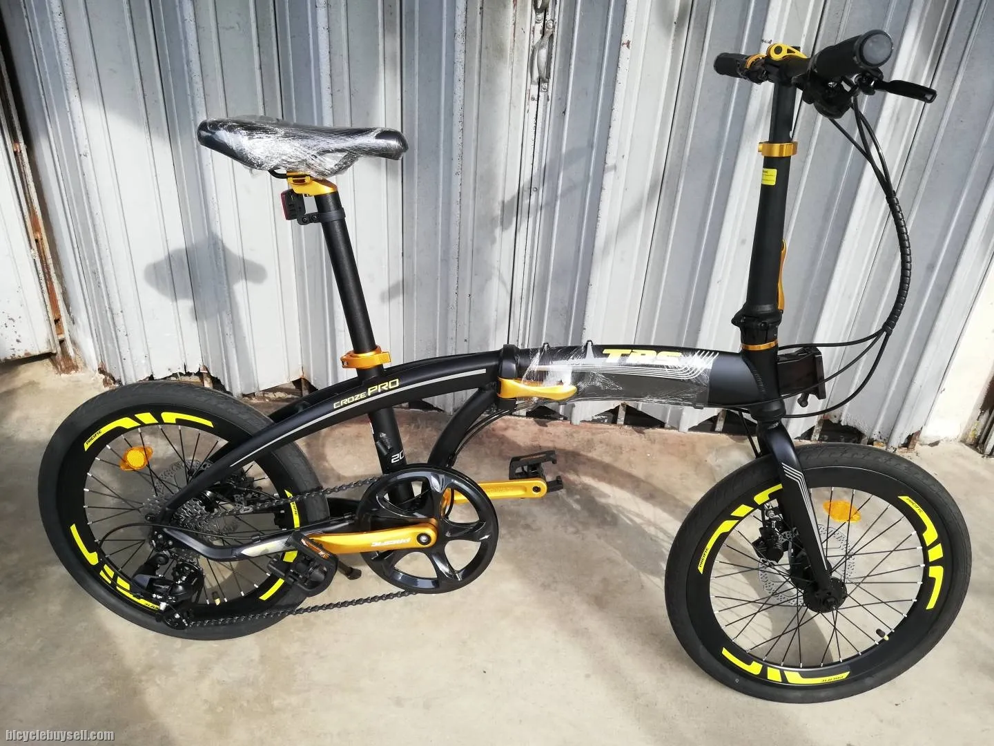 TRS CROZE PRO 20INCH FOLDING BIKE