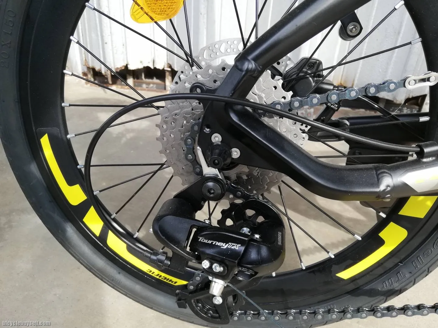 TRS CROZE PRO 20INCH FOLDING BIKE