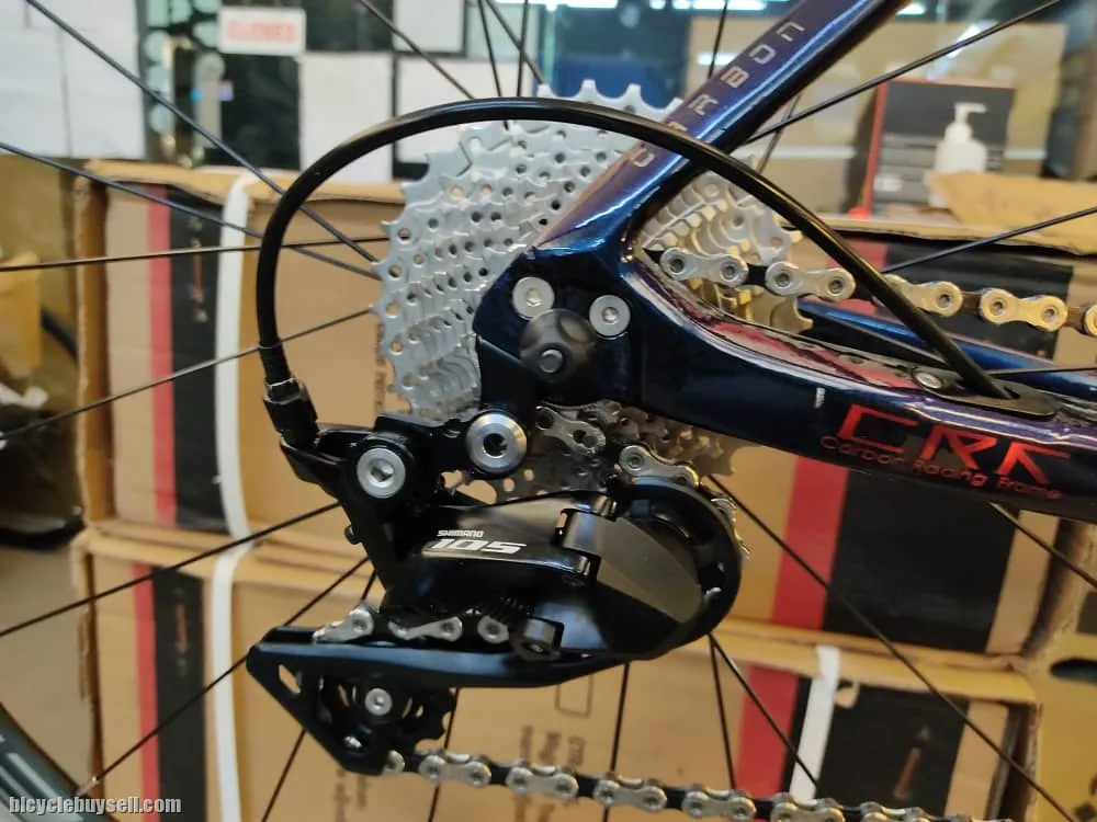 BENOTTO R100 CARBON ROAD BIKE WITH SHIMANO 105